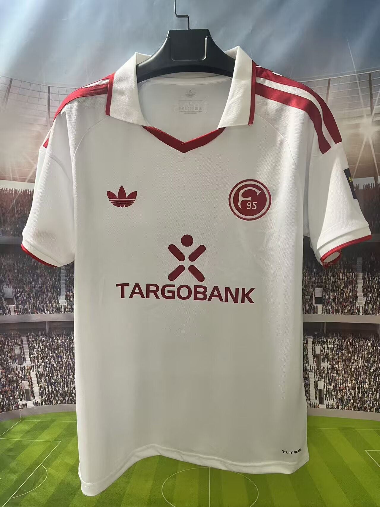 Fortuna Dusseldorf Visitante 26/27