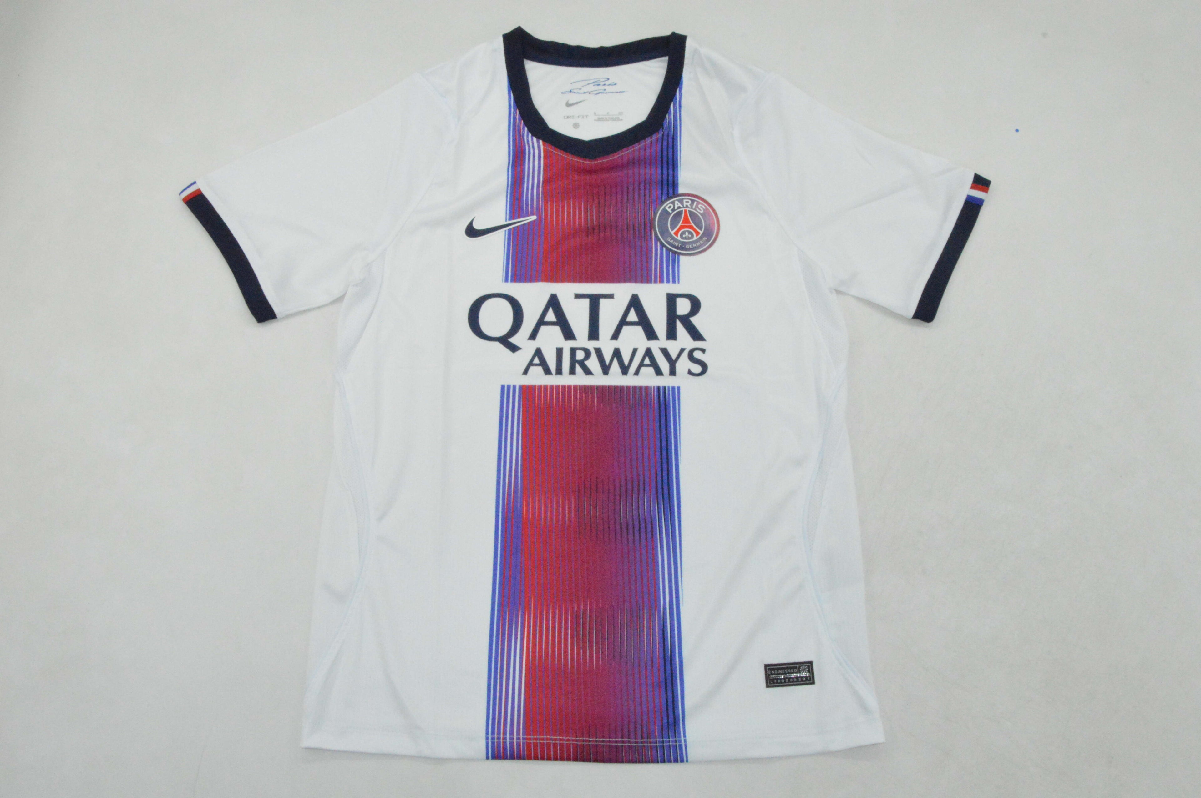 PSG Visitante 26/27