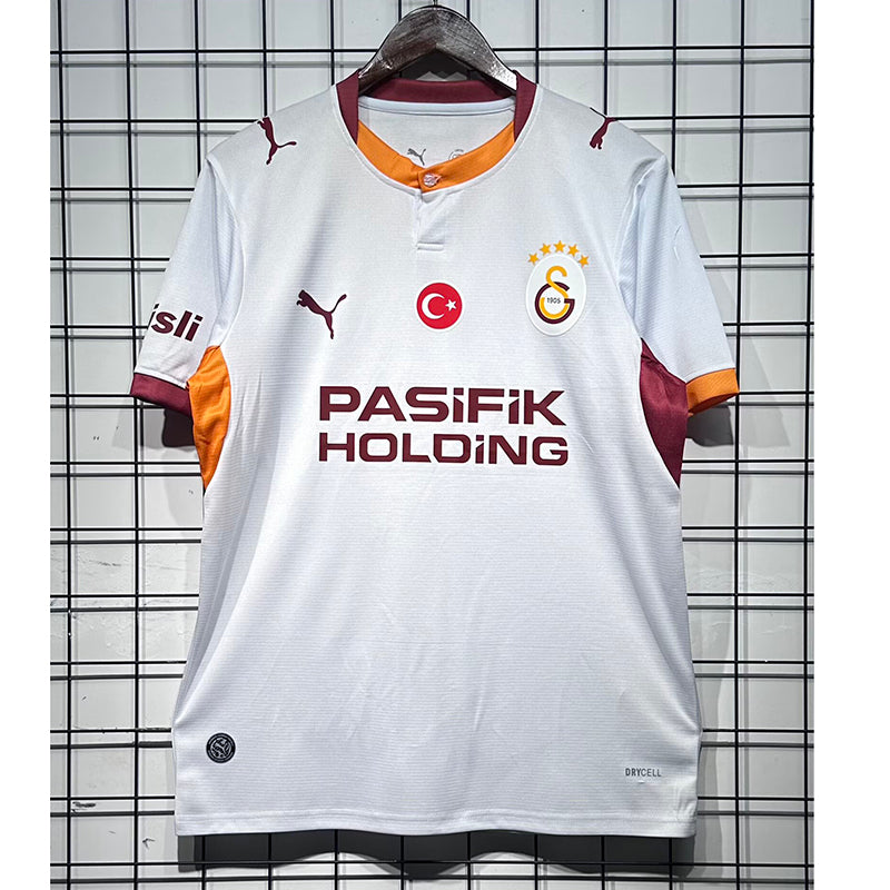 Galatasaray Visitante 26/27