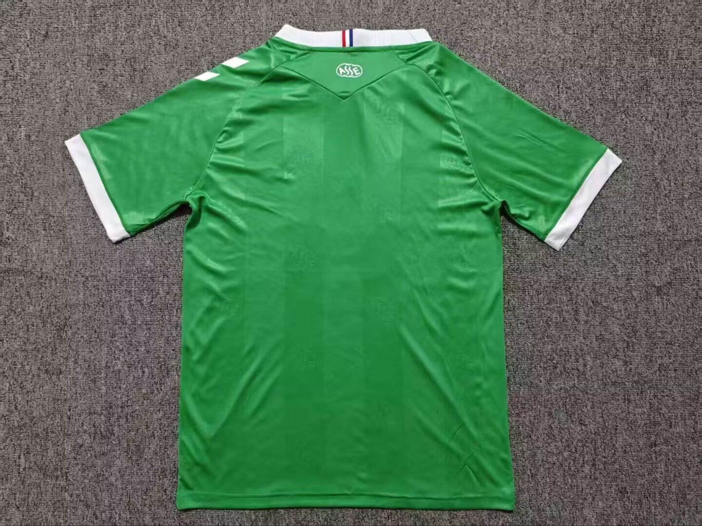 Saint-Etienne Local 26/27
