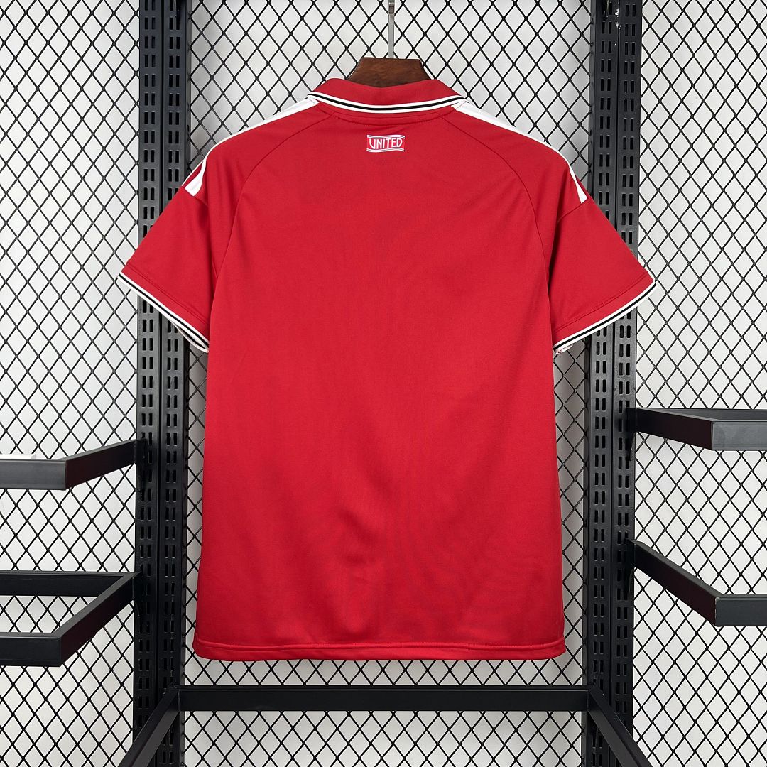 Manchester United Local 26/27