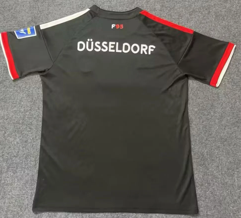 Fortuna Dusseldorf Visitante 2 26/27