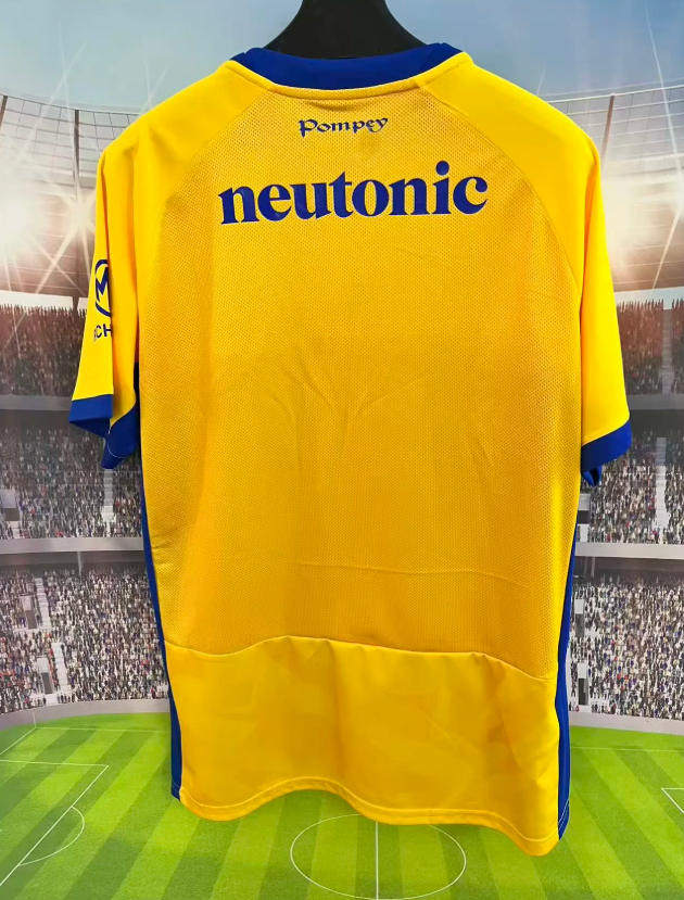 Portsmouth Visitante 26/27